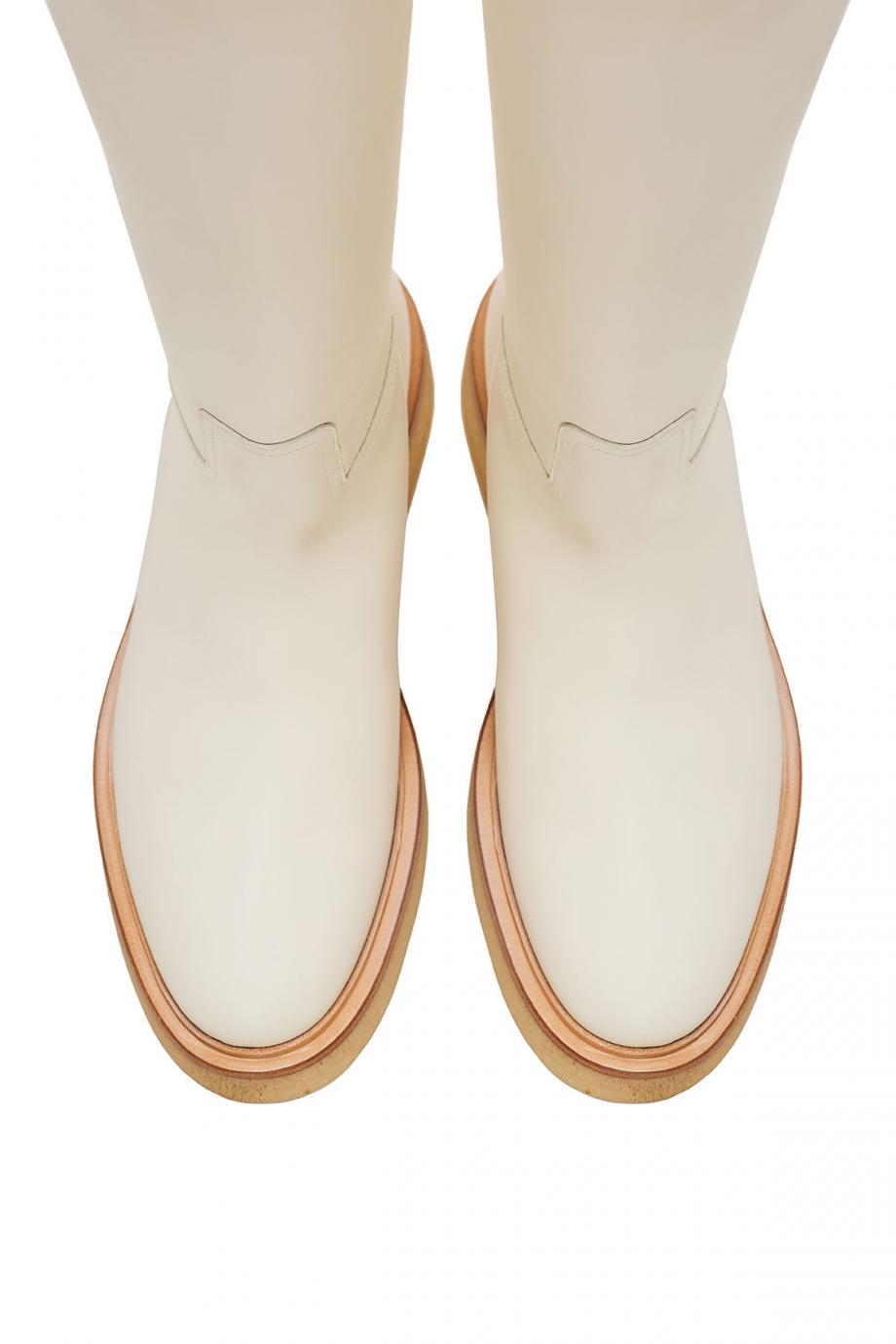 Leather boots 