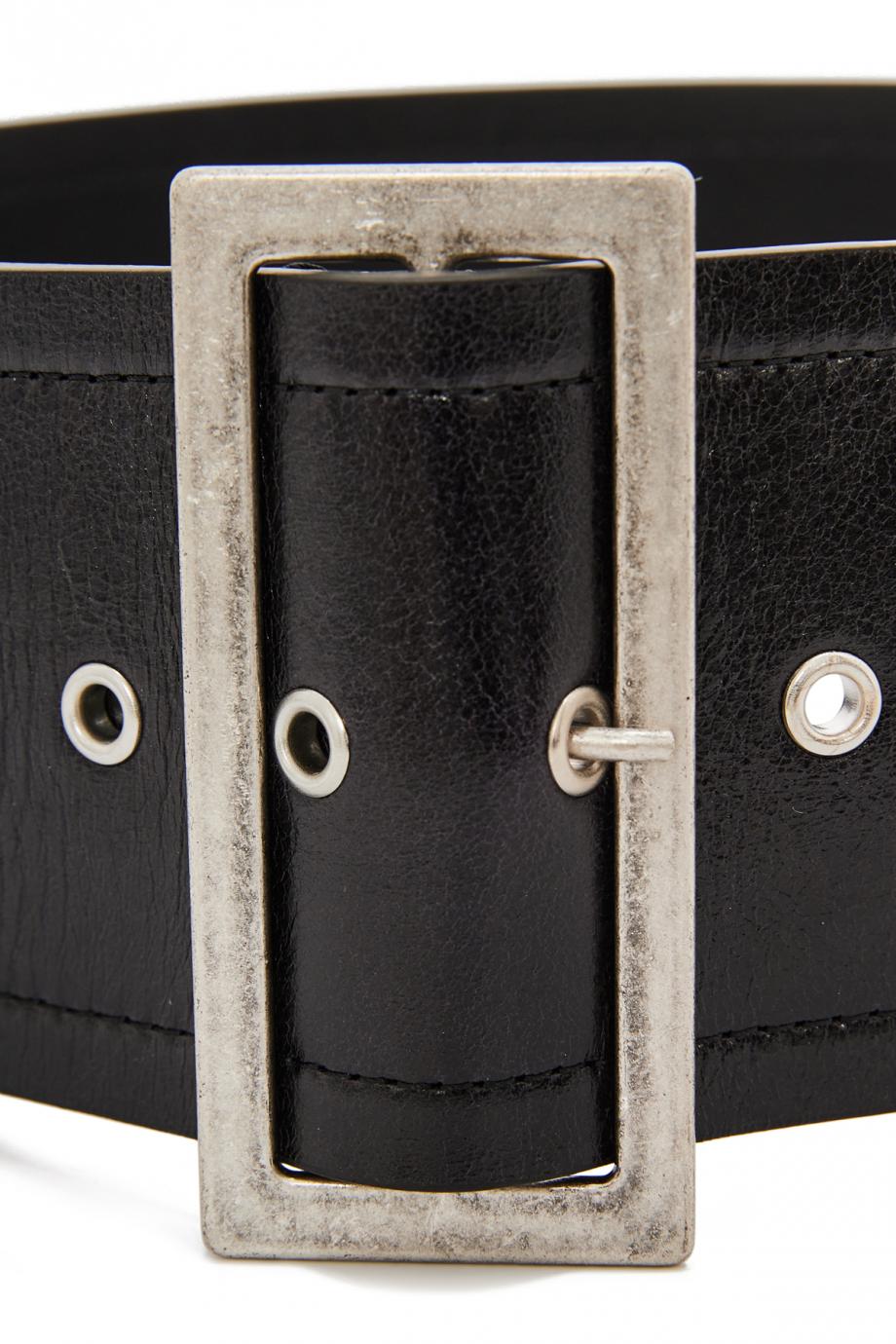 Leather belt