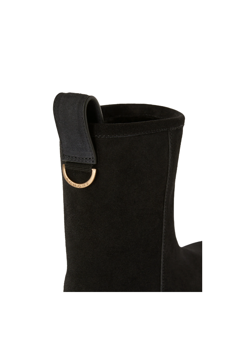 Snow boots