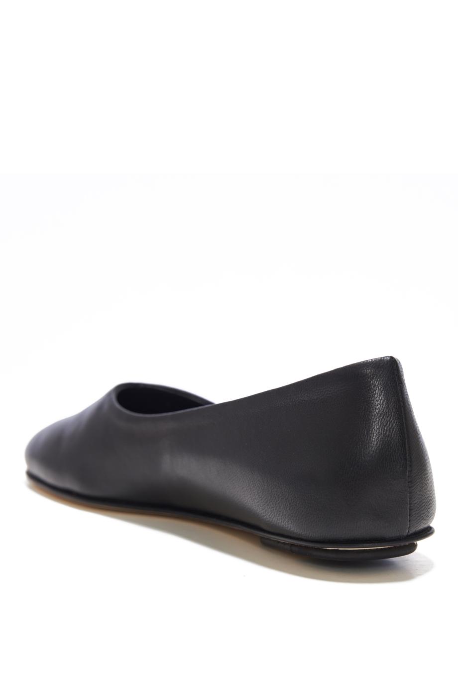 Leather ballet flats 