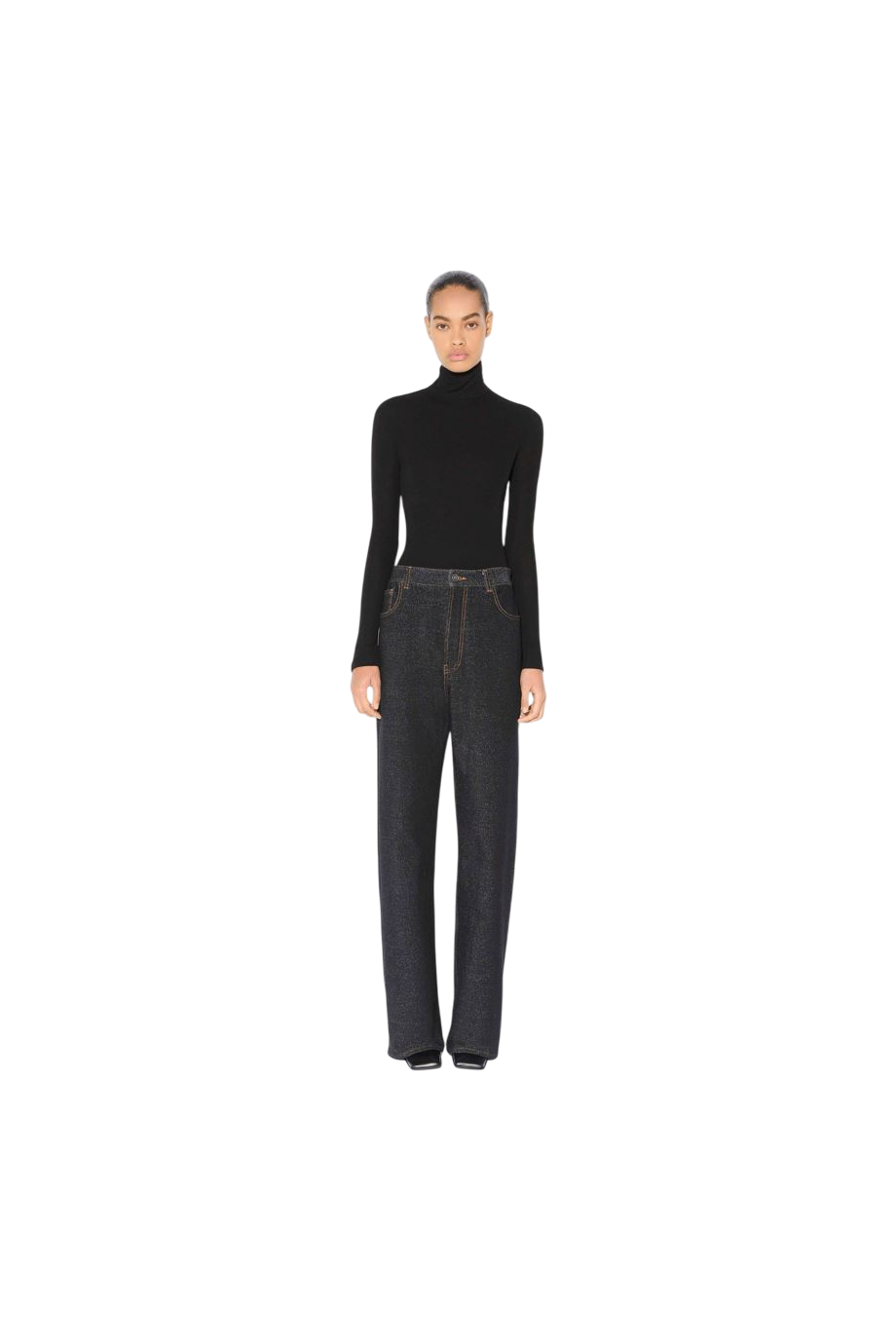 Low-waist denim jeans