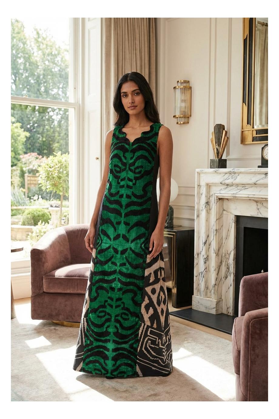06 Whispers of the Earth silk-blend kaftan
