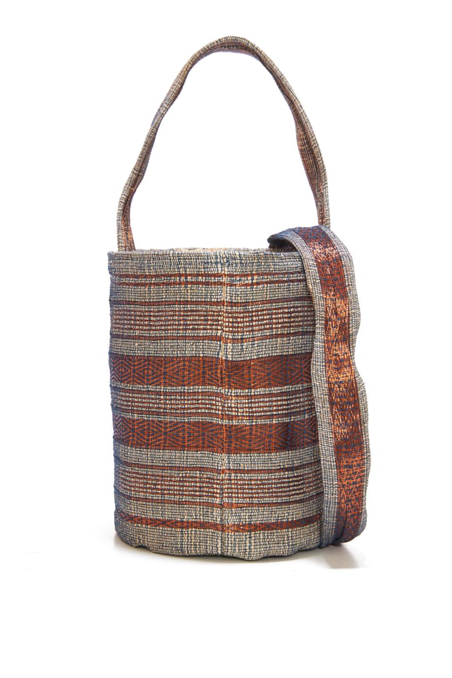 ΤΣΑΝΤΑ BUCKET HANDMADE COPPER TREADS