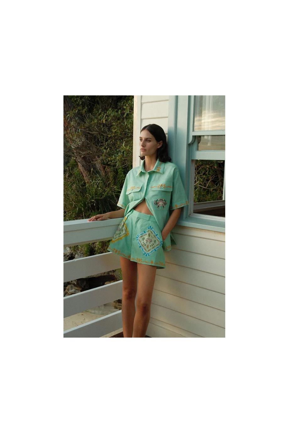 Porto embroidered cotton and linen shirt in palm