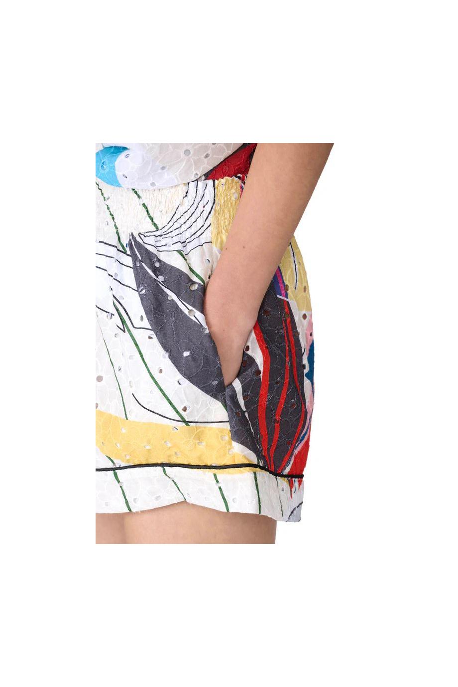 Toante 874 printed cotton shorts in floral geometry 