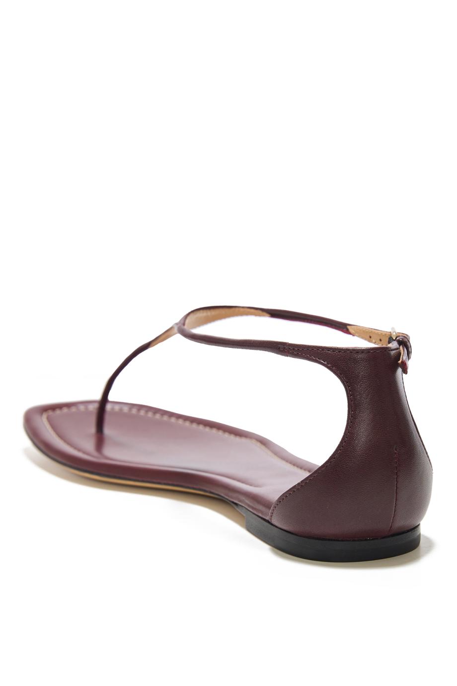 Leather thong sandals in bordeux