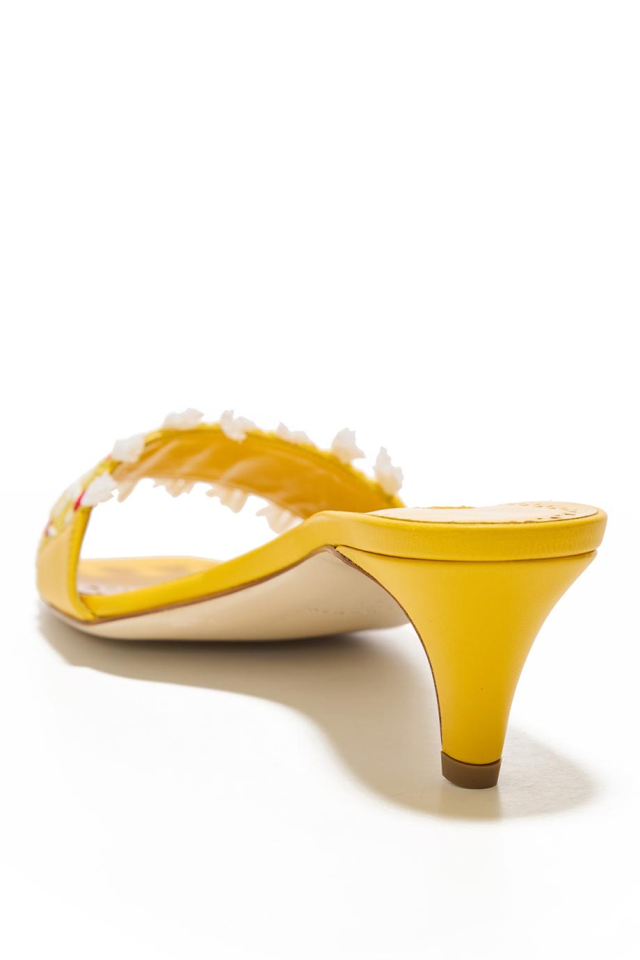Pop Fifo 50 leather sandals in byel