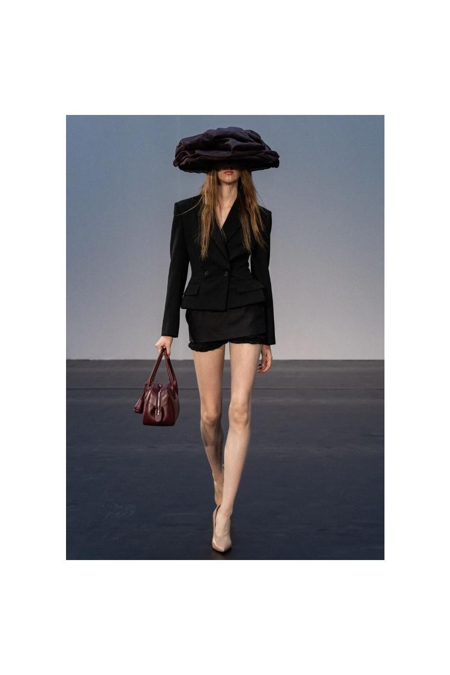 Ruffled crepe shorts in black