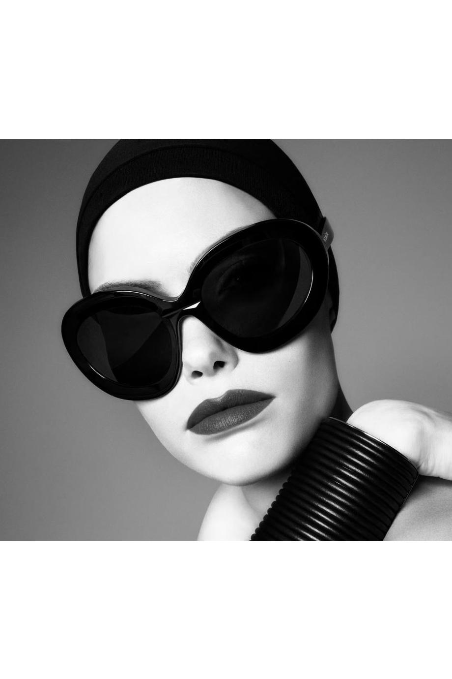 101S Rectangular sunglasses in havana