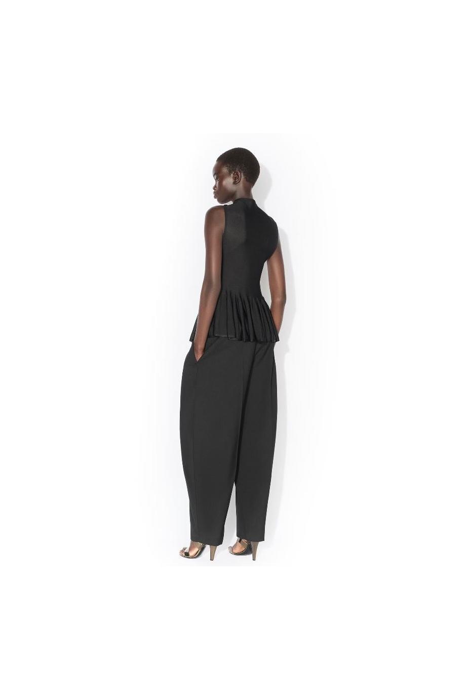 Asymmetric crepe top in black 