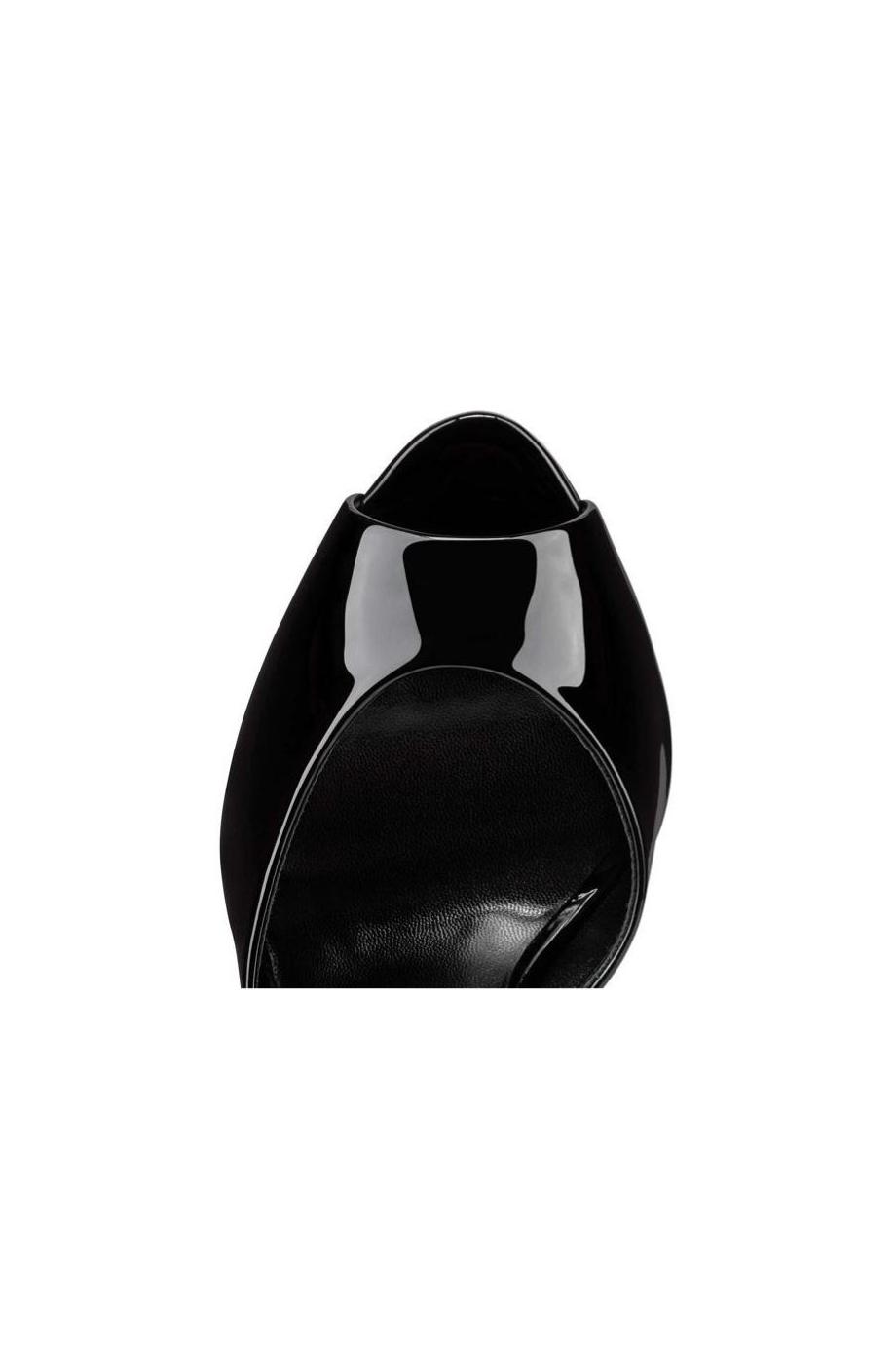 Me Dolly 100 patent leather mules in black