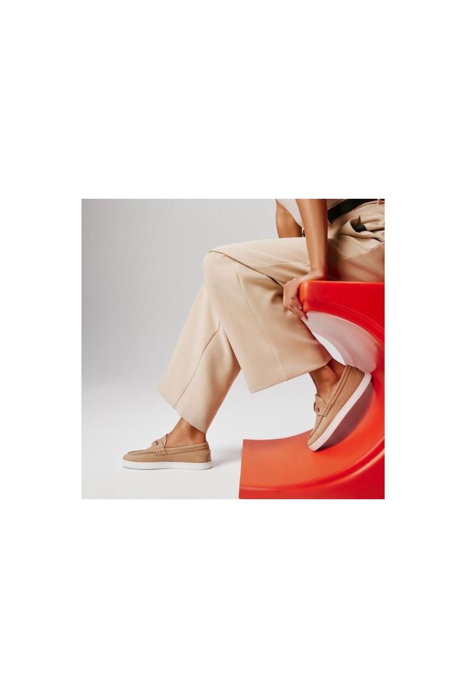 Chambeliboat suede loafers in lionne