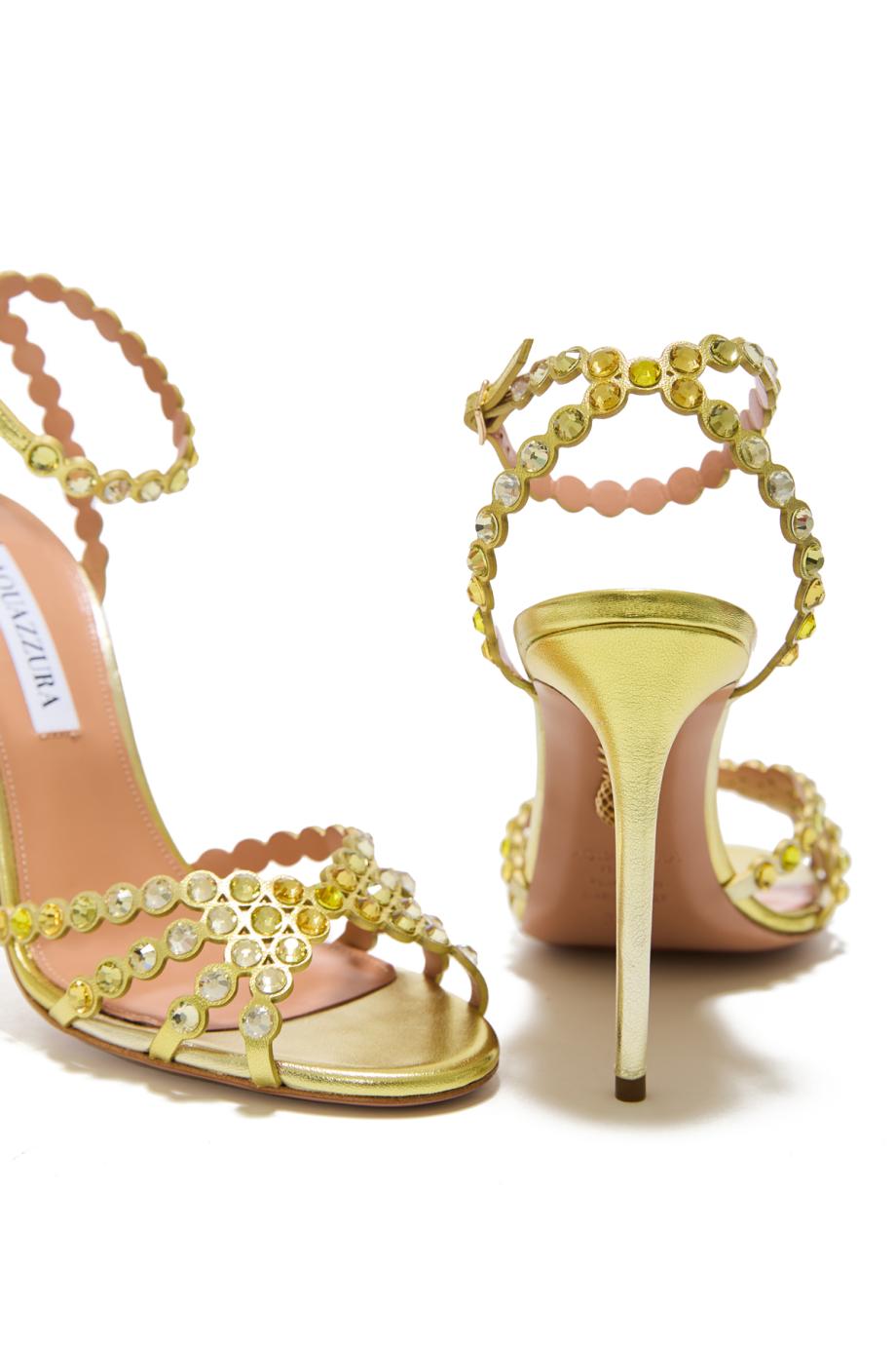 Tequila 105 embellished leather sandals in daisy