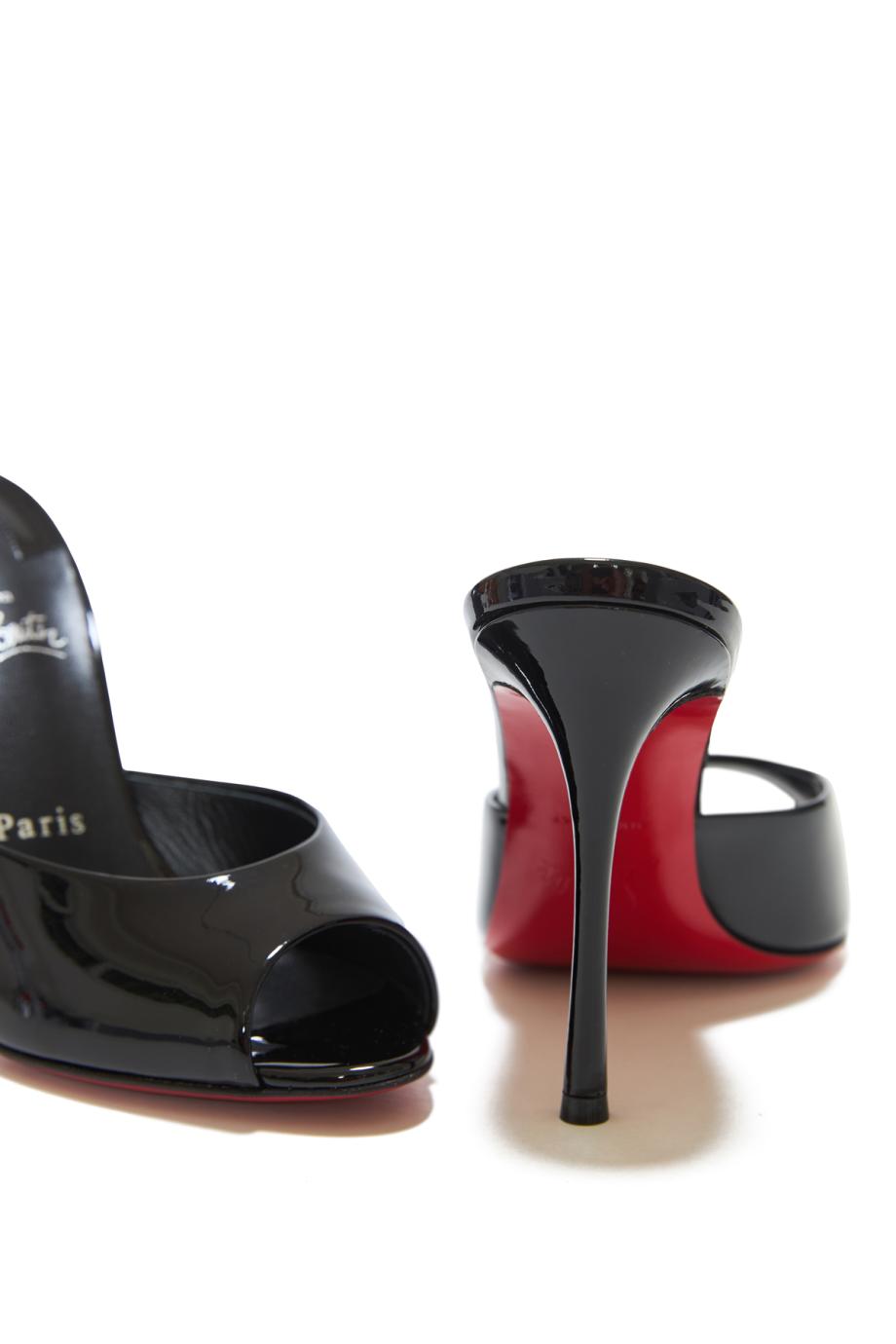 Me Dolly 100 patent leather mules in black