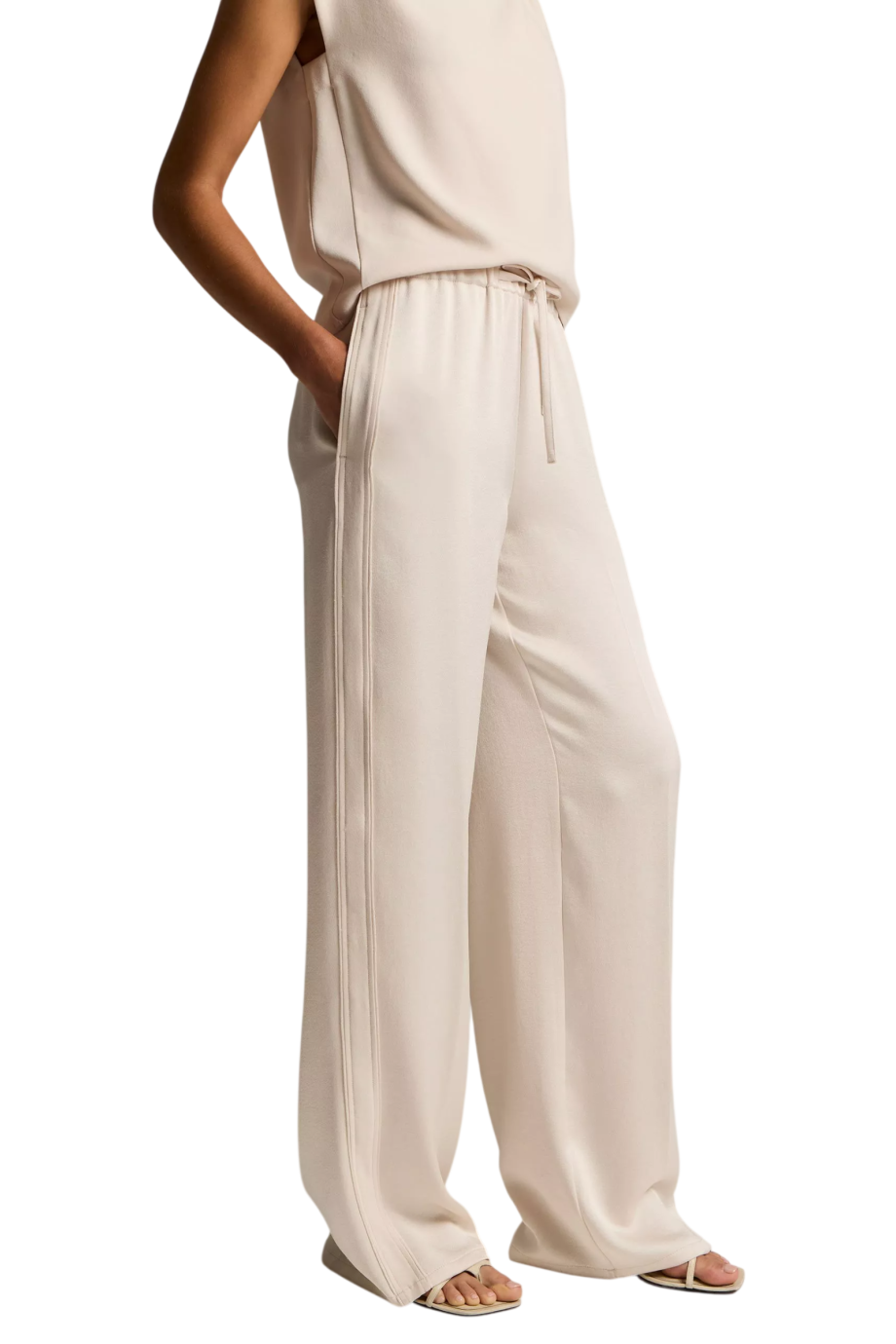 Crepe pants in blush cloud