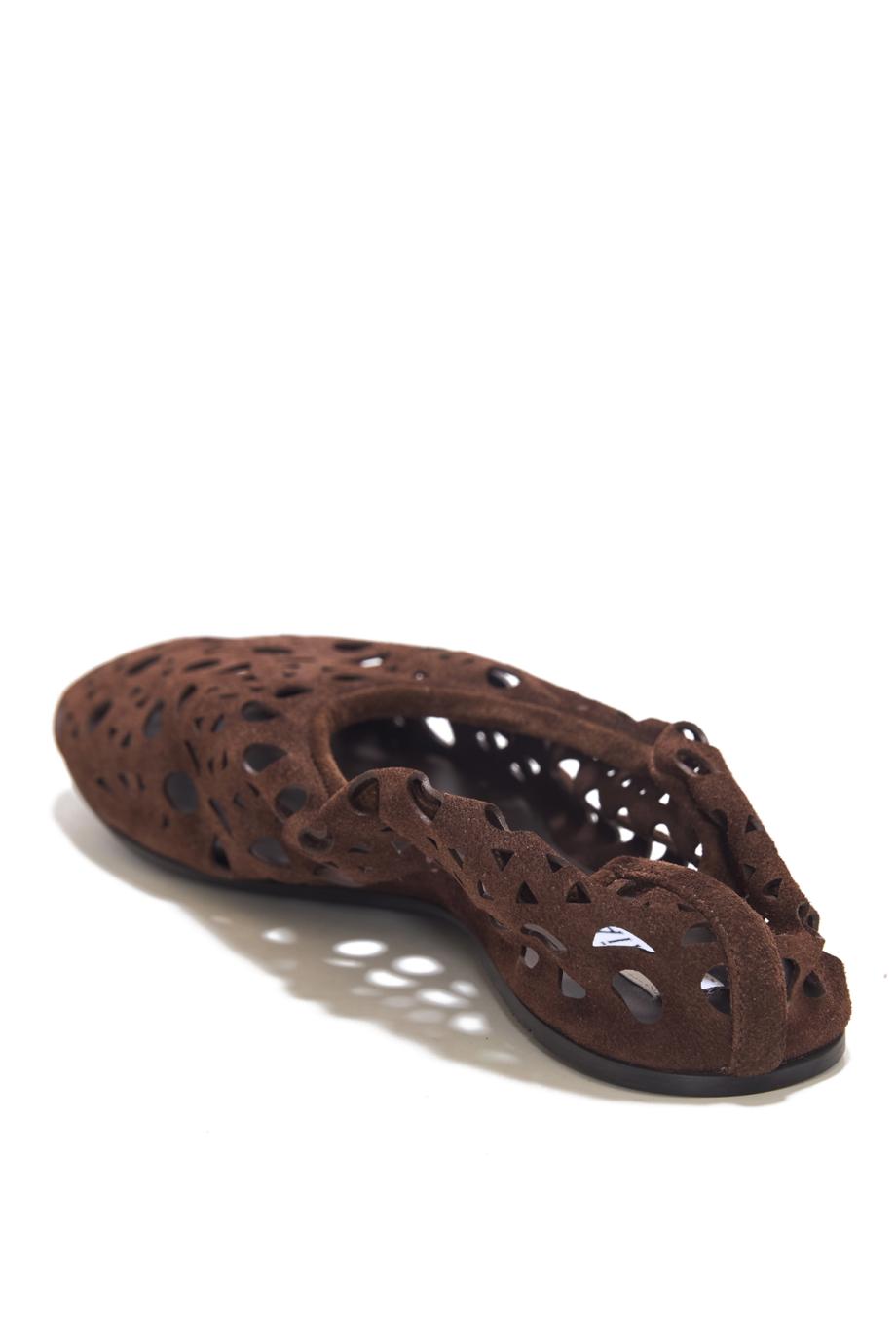 Neo Vienne suede slippers in chocolate