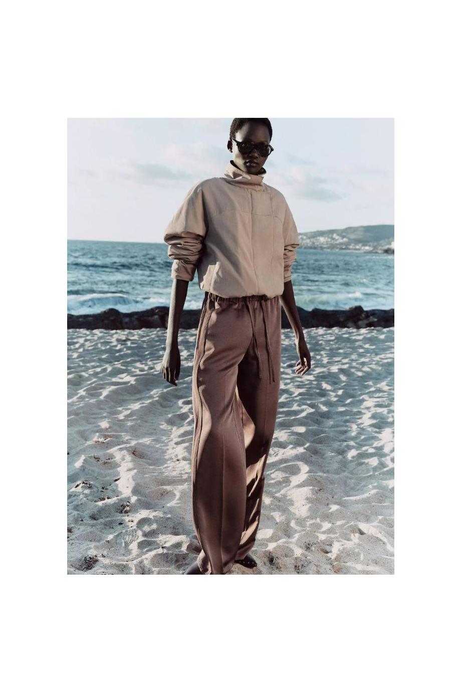 Crepe pants in taupe haze
