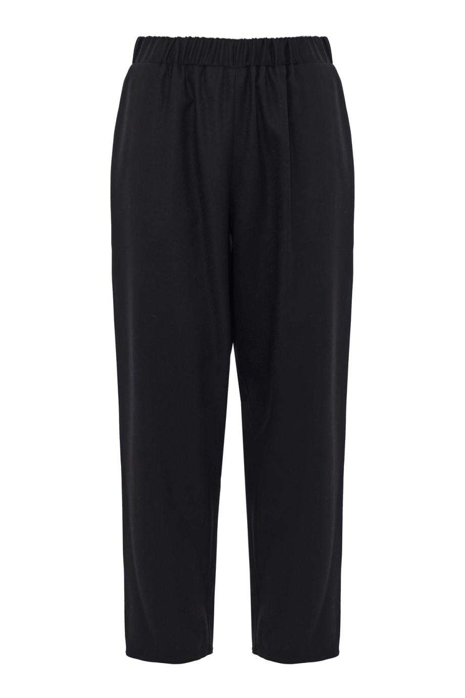 Wool flannel carrot pants in black
