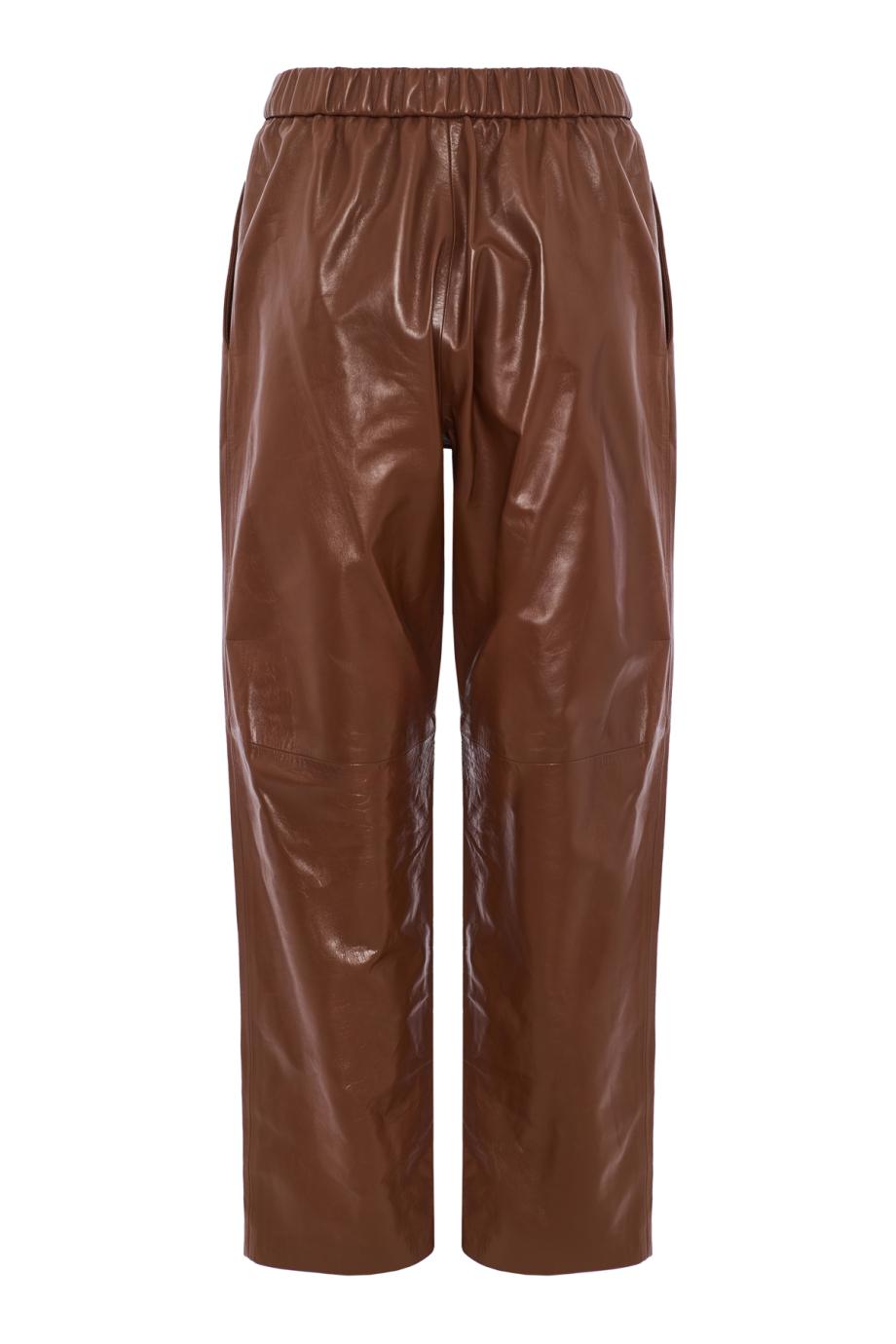 Leather carrot pants in coloniale