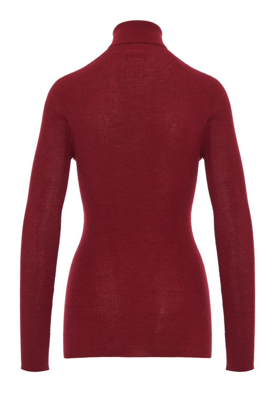 Fine-knit wool-silk turtleneck sweater in dahlia