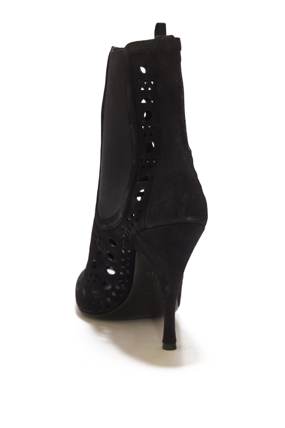 Vienne 100 perforated suede Chelsea boots in black