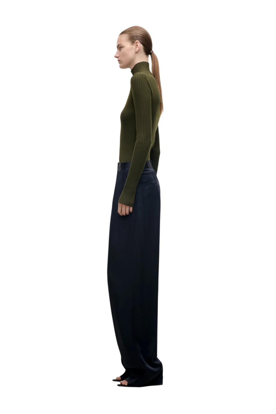 Cecilia crepe wide-leg pants in midnight