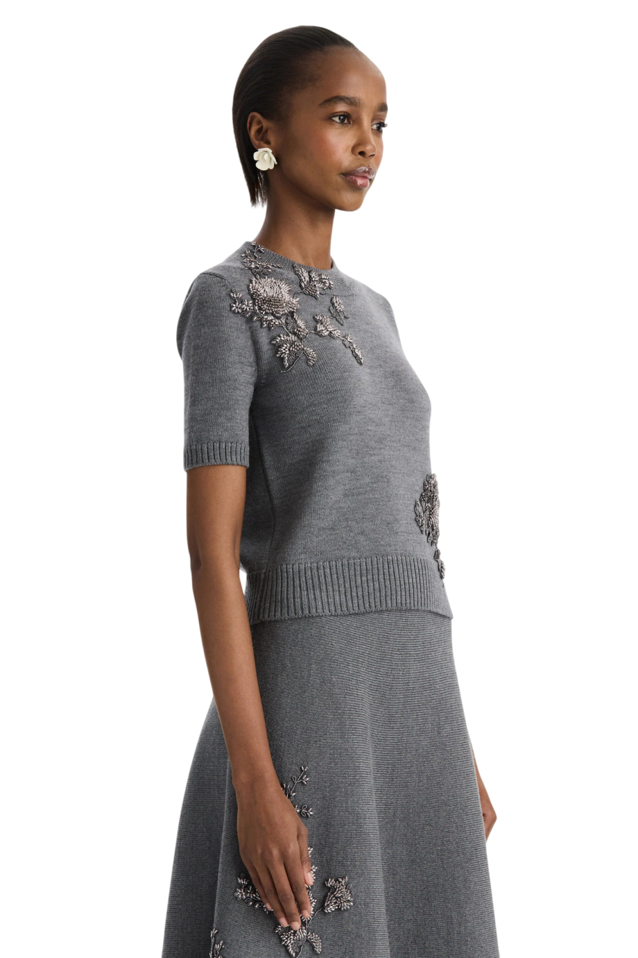 Beaded peony embroidered wool sweater in melange grey