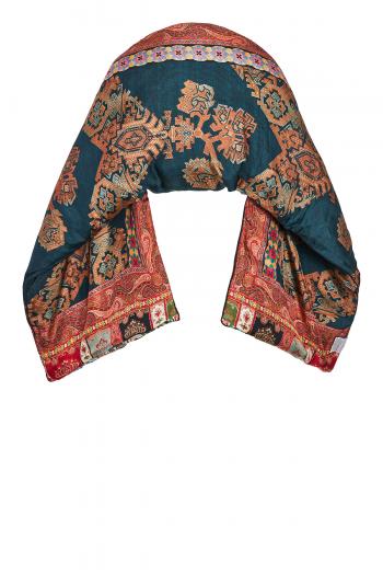 Padded silk shawl