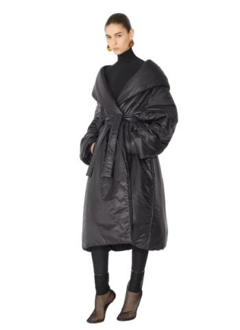 Light nylon coat 