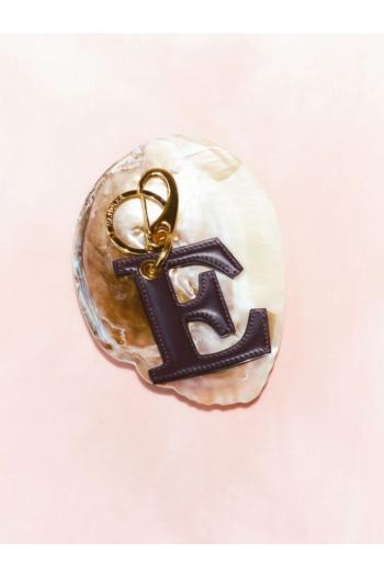 BAG CHARM LETTER E