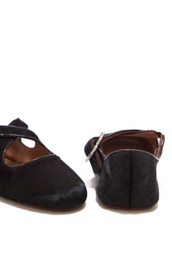 Criss cross ballet flats in haircalf