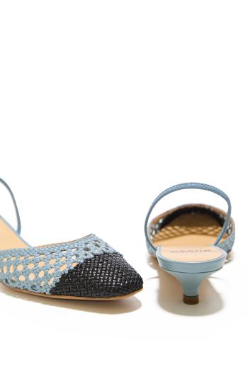 Crocheted 25 pumps in sky