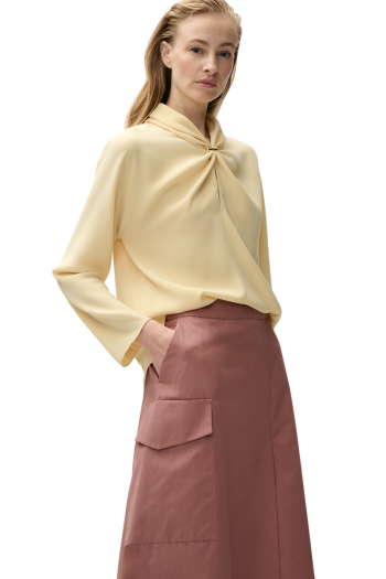 Edward crepe top in pale yellow 