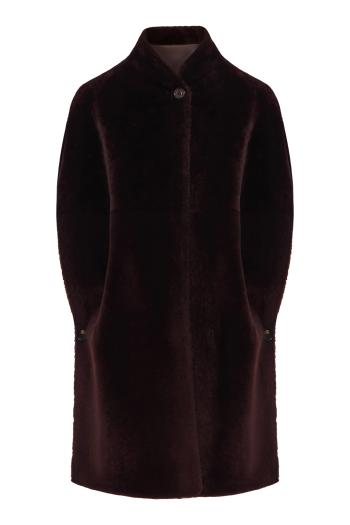 Shearling coat in bordeaux 