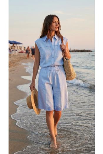 Linen sleeveless top in light blue 
