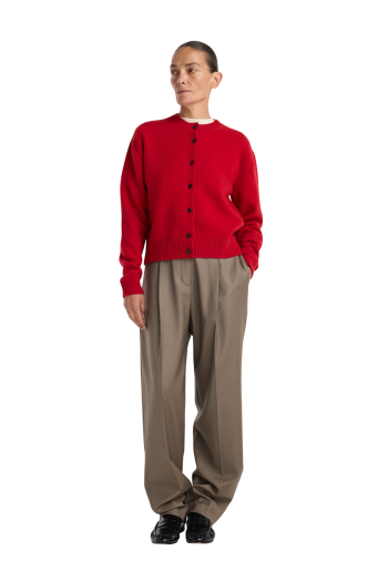 Classic cardigan in red