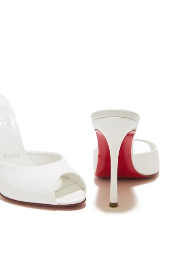 Me Dolly 100 patent-leather mules in white