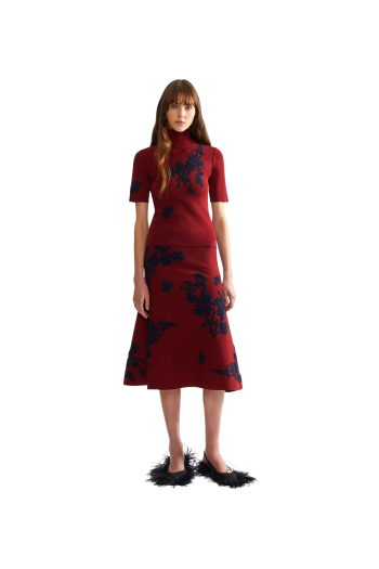 Jacquard-knit top in bordeux 