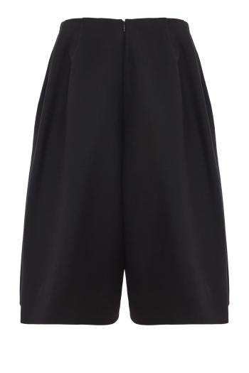 Wool pleated shorts in black