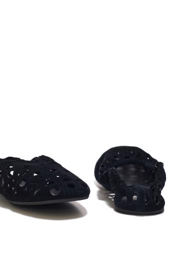 Neo Vienne suede slippers in black 