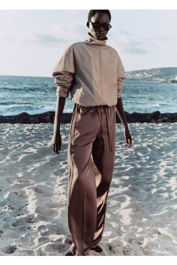 Crepe pants in taupe haze