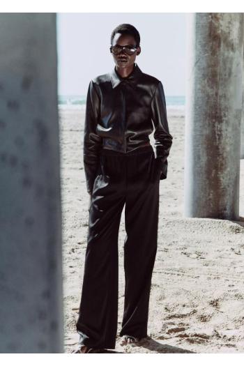 Lace-trimmed crepe pants in black