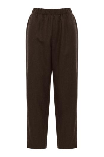 Wool flannel carrot pants in brown