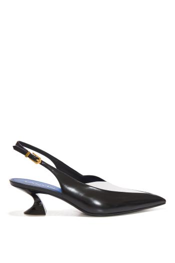 Leather slingback pumps in black