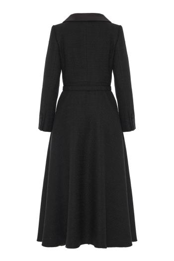 Flower-brooch boucle coat in black