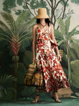 Encanto De Isla printed crepe maxi skirt in ecru 