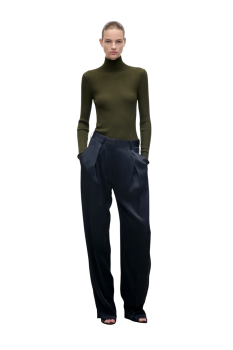 Cecilia crepe wide-leg pants in midnight