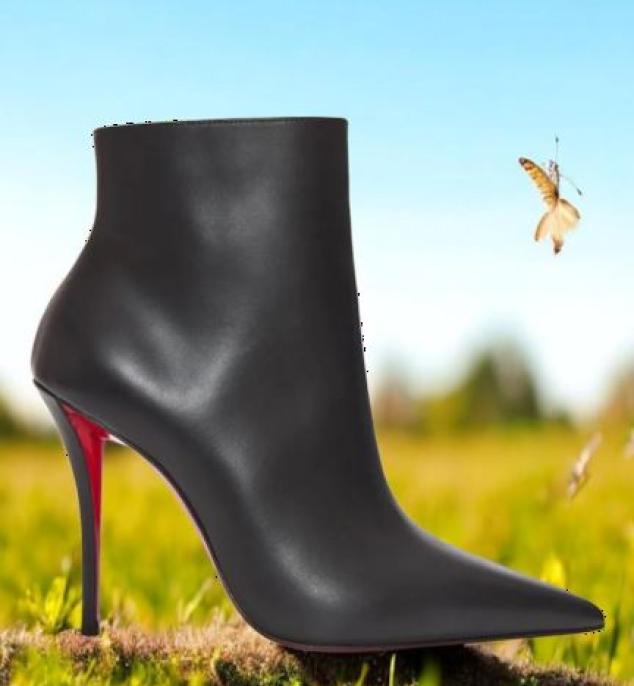 CHRISTIAN LOUBOUTIN